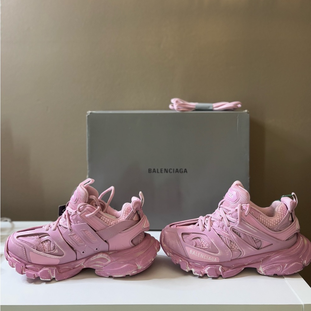 New Balenciaga Pink Track Sneaker - Picture 4 of 9